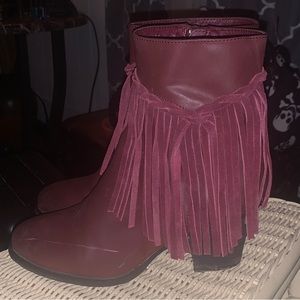 Sbicca Vintage Collection Boots Womens 7 Ankle Bootie Green Fringe Block Casual